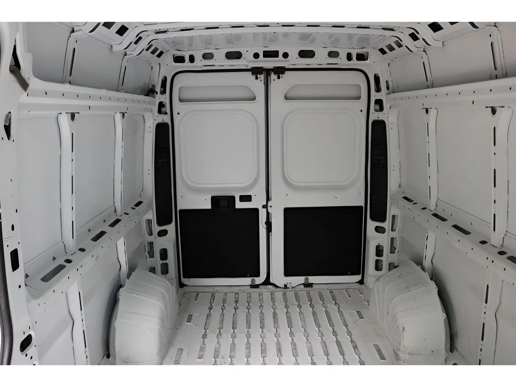 Used 2025 White Ram High Roof image 21