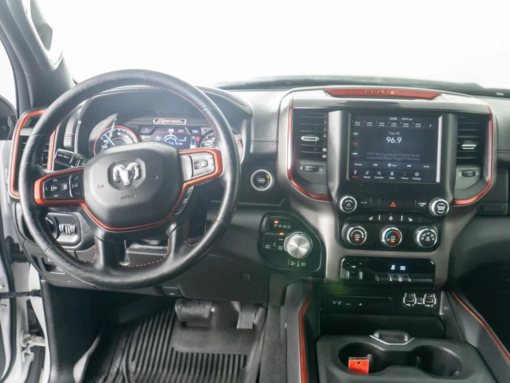 Photo 12