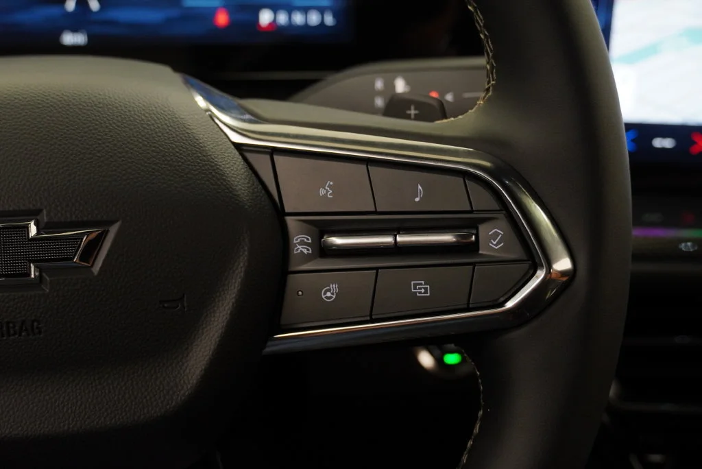 2027 Chevrolet Traverse Z71 - Photo 21