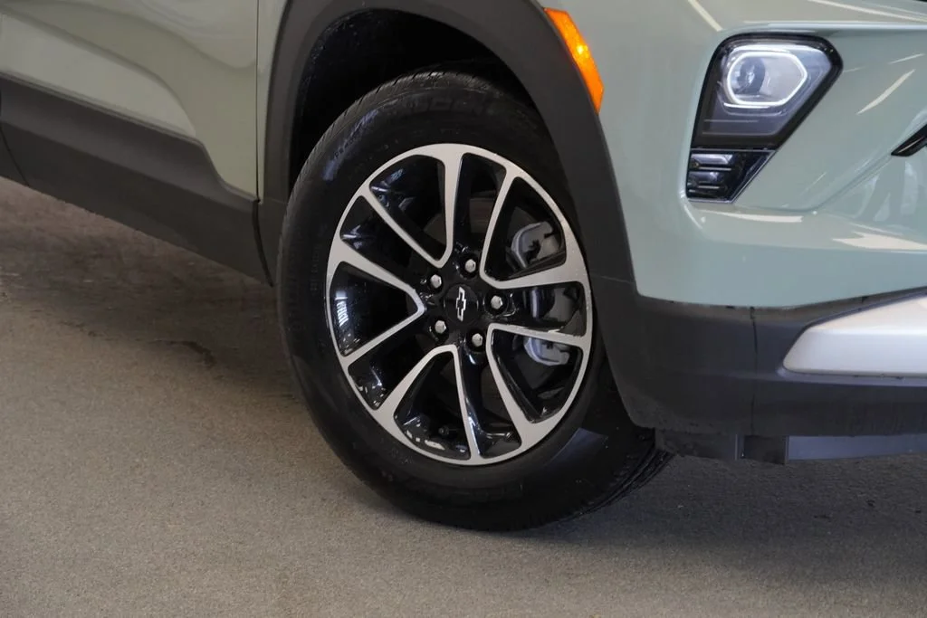 New 2026 Cacti Green Chevrolet LT image 31