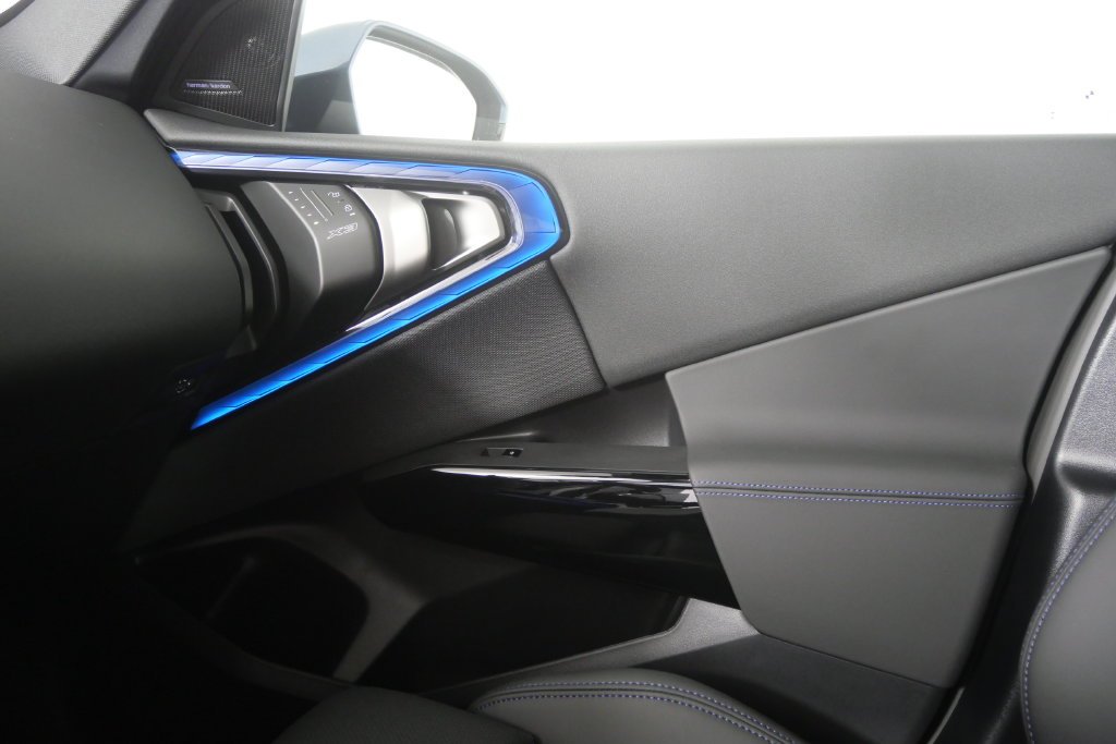 New 2026 Arctic Race Blue metallic BMW 30 xDrive image 25