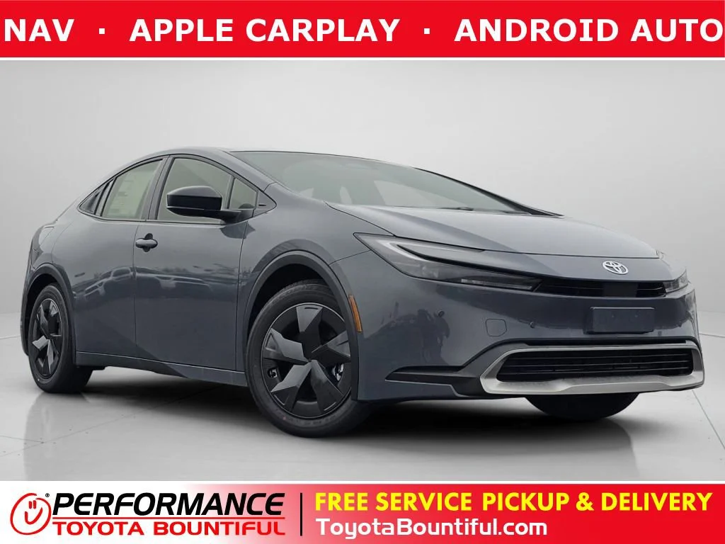 2026 Toyota Prius SE's photo