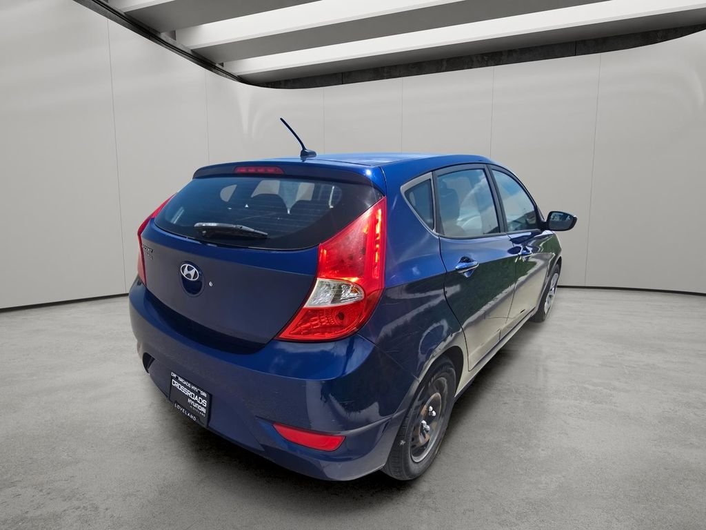 Used 2017 Pacific Blue Pearl Hyundai SE image 5
