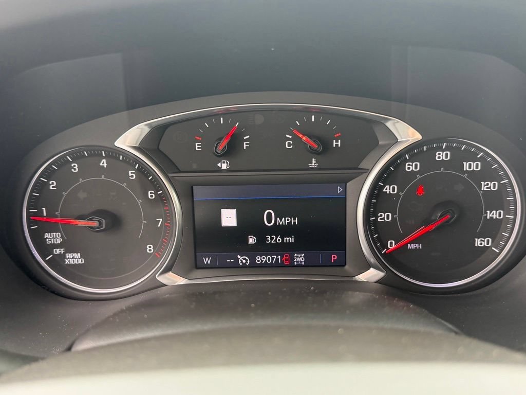 Used 2022 Summit White GMC SLE image 31