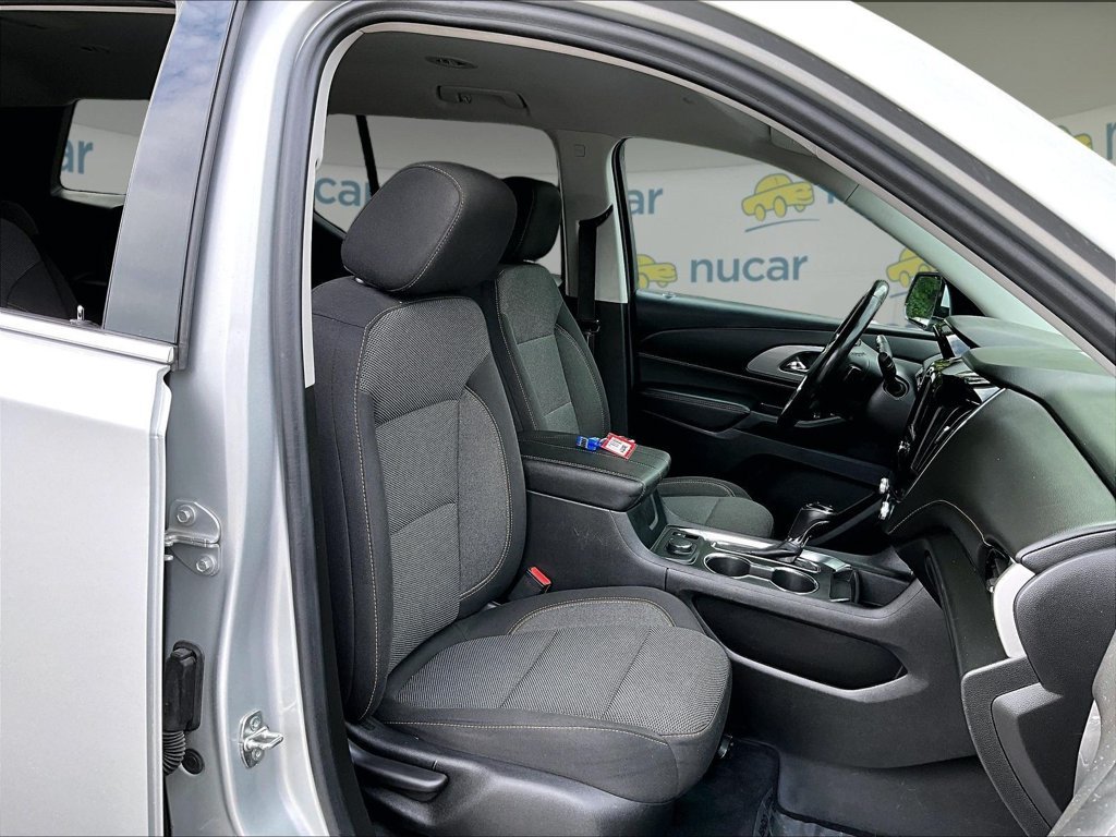Used 2020 Silver Ice Metallic Chevrolet LT image 11