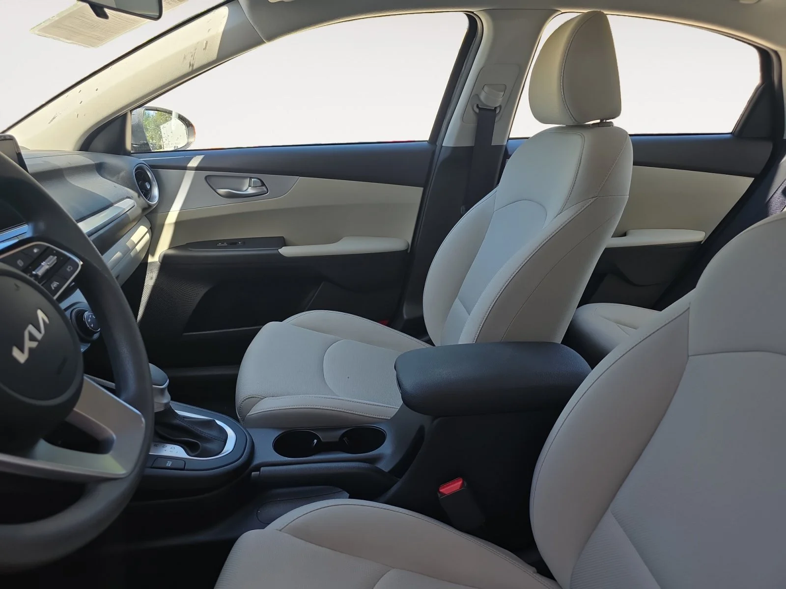 Certified Used 2023 Gravity Gray Kia LXS image 21