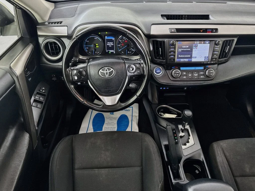 Used 2018 Black Sand Pearl Toyota XLE image 28