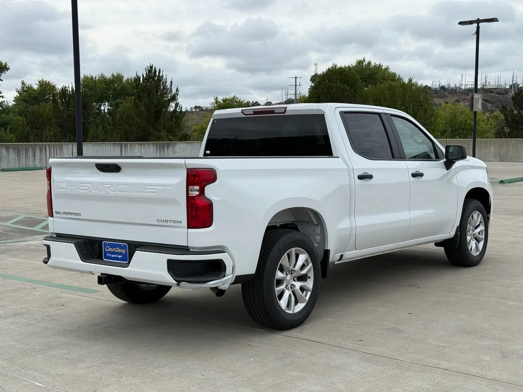 2026 Chevrolet Silverado 1500 Custom - Photo 6