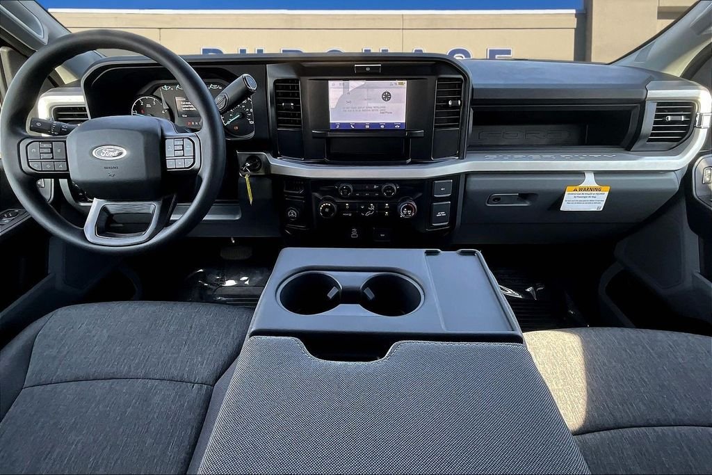 2026 Ford F-350 Super Duty XL - Photo 5