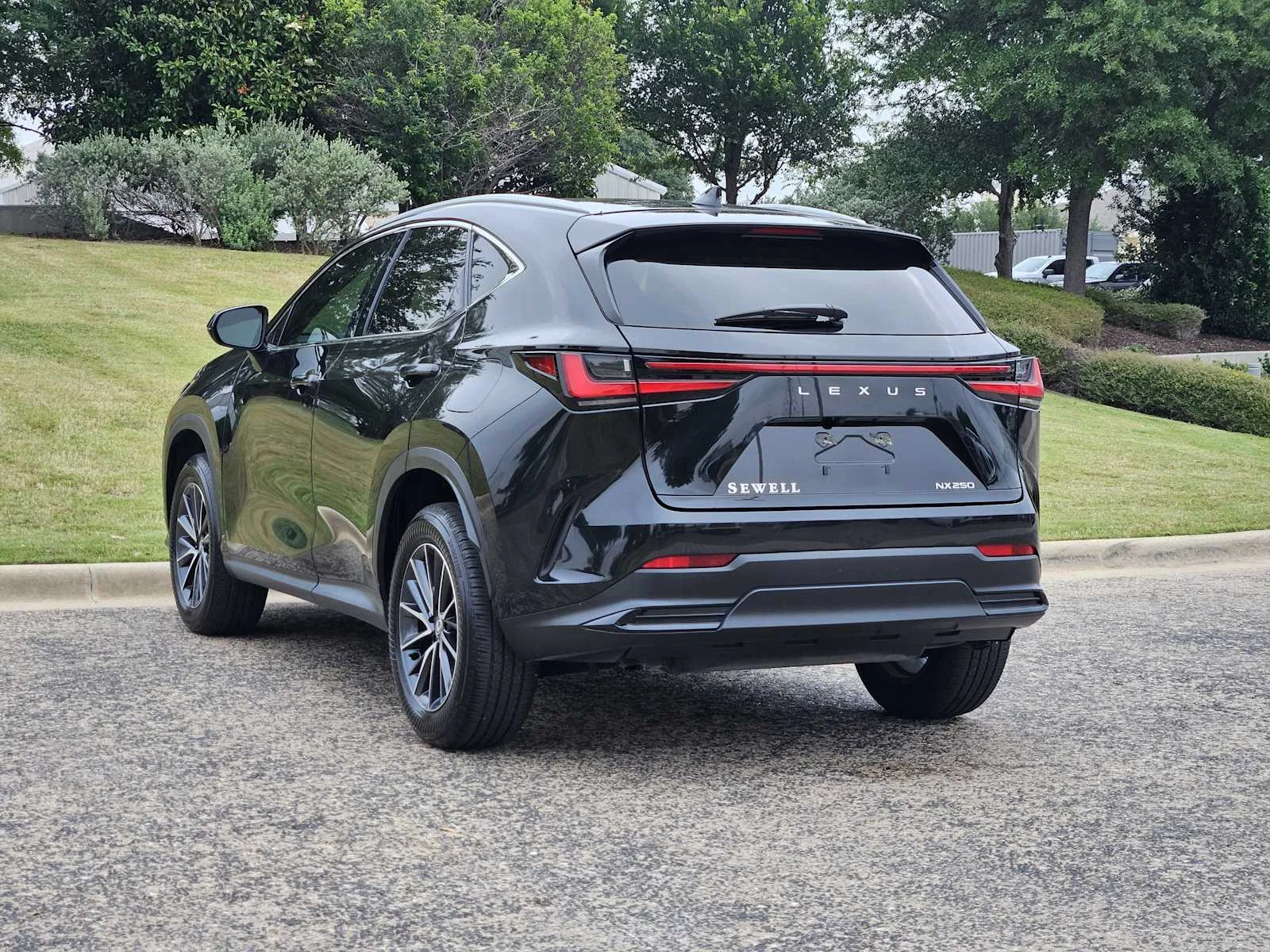 新品、未使用　Lexus 黒 オーバーオール　サイズＬ Certified Pre-Owned 2025 Lexus NX 250 Sport Utility in #L39222