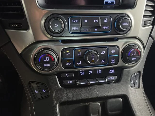 Used 2018 TUNGSTEN METALLIC Chevrolet LT image 16