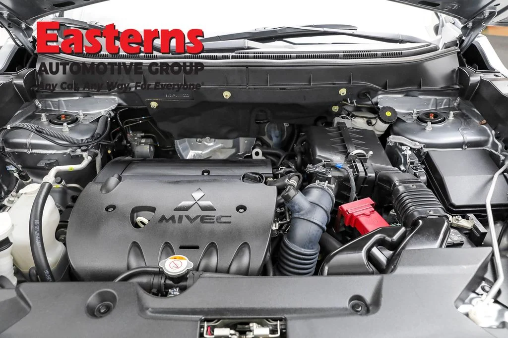 Used 2023 Gray Mitsubishi 2.0 SE image 7