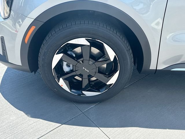 New 2026 Steel Gray Kia EX image 32