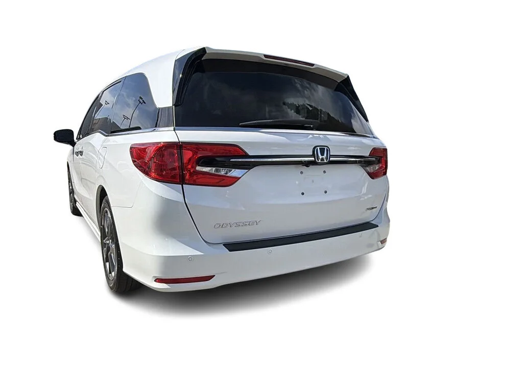 Used 2023  Honda Touring Certified Pre-Owned   Clean Title   One Ow image 11