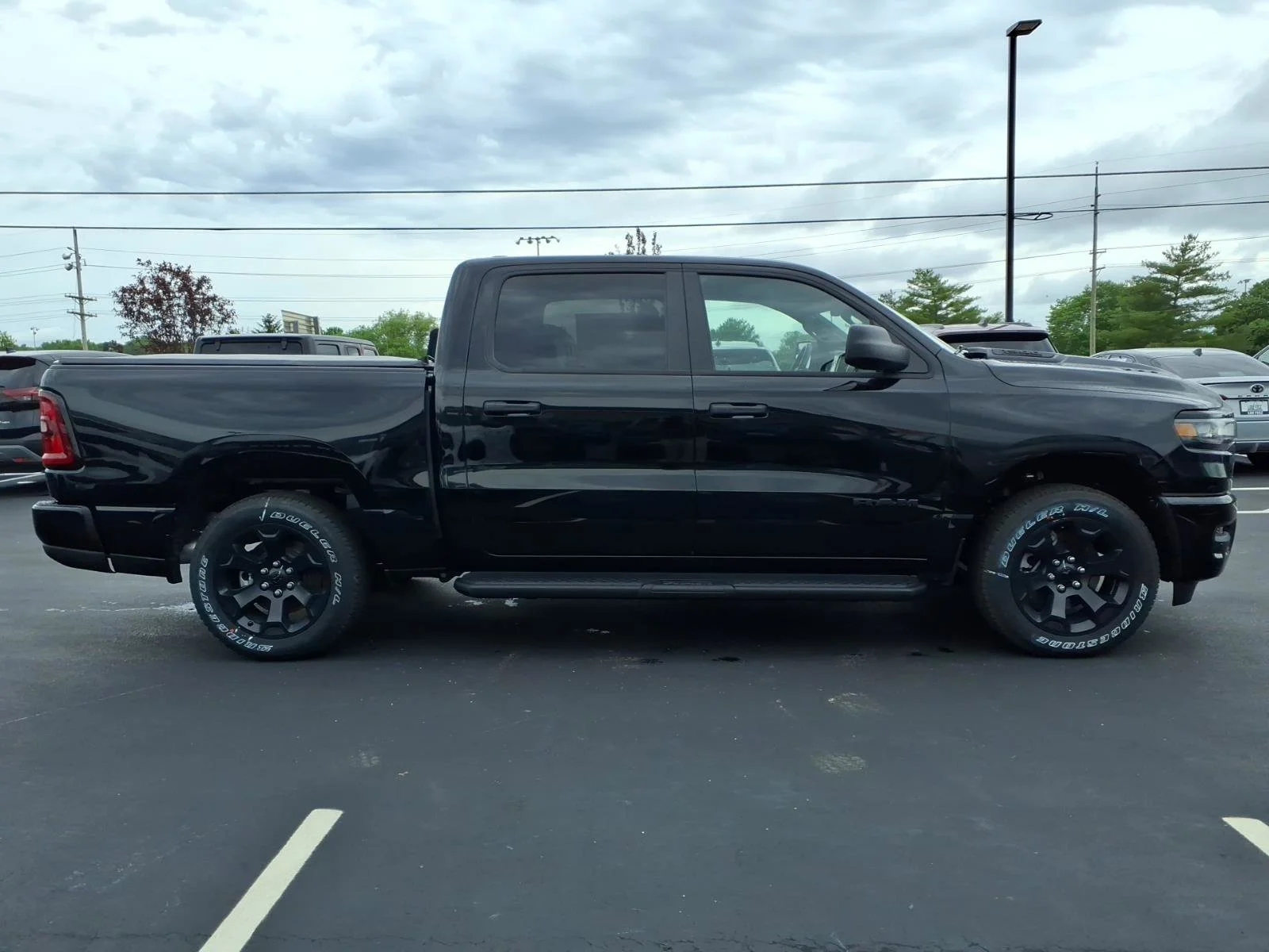 New 2026 Diamond Black Crystal Pearl-Coat Exterior Paint RAM Express image 17