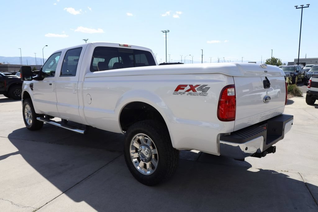 Used 2010 White Ford  image 4