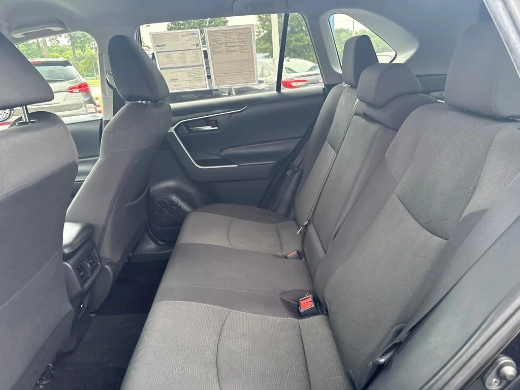 Used 2021 Black Toyota XLE image 41