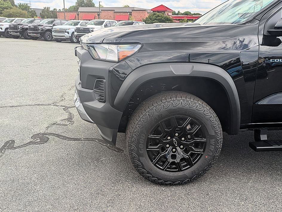 2026 Chevrolet Colorado Trail Boss - Photo 11