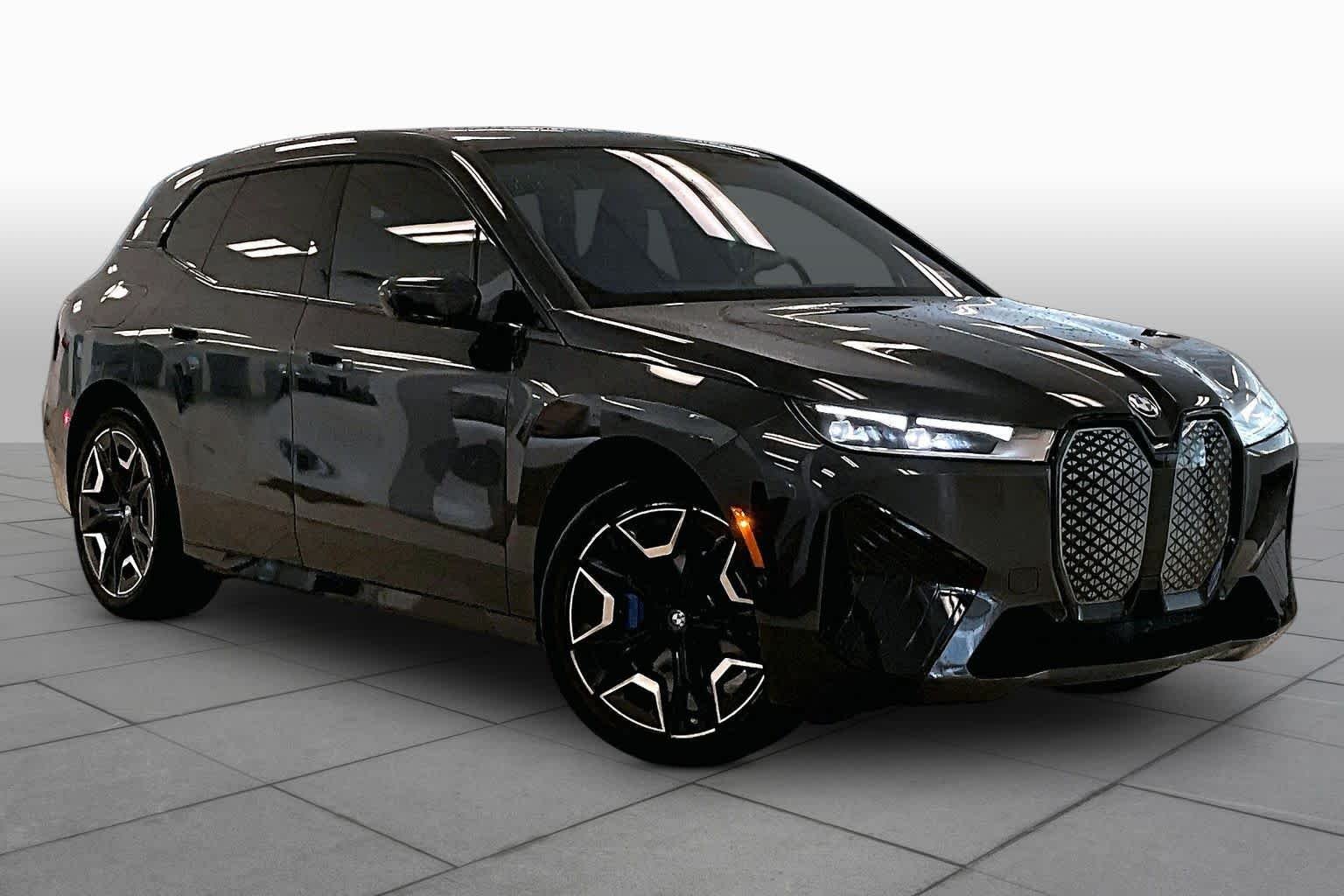 Used 2024 Dark Graphite Metallic BMW xDrive50 image 2