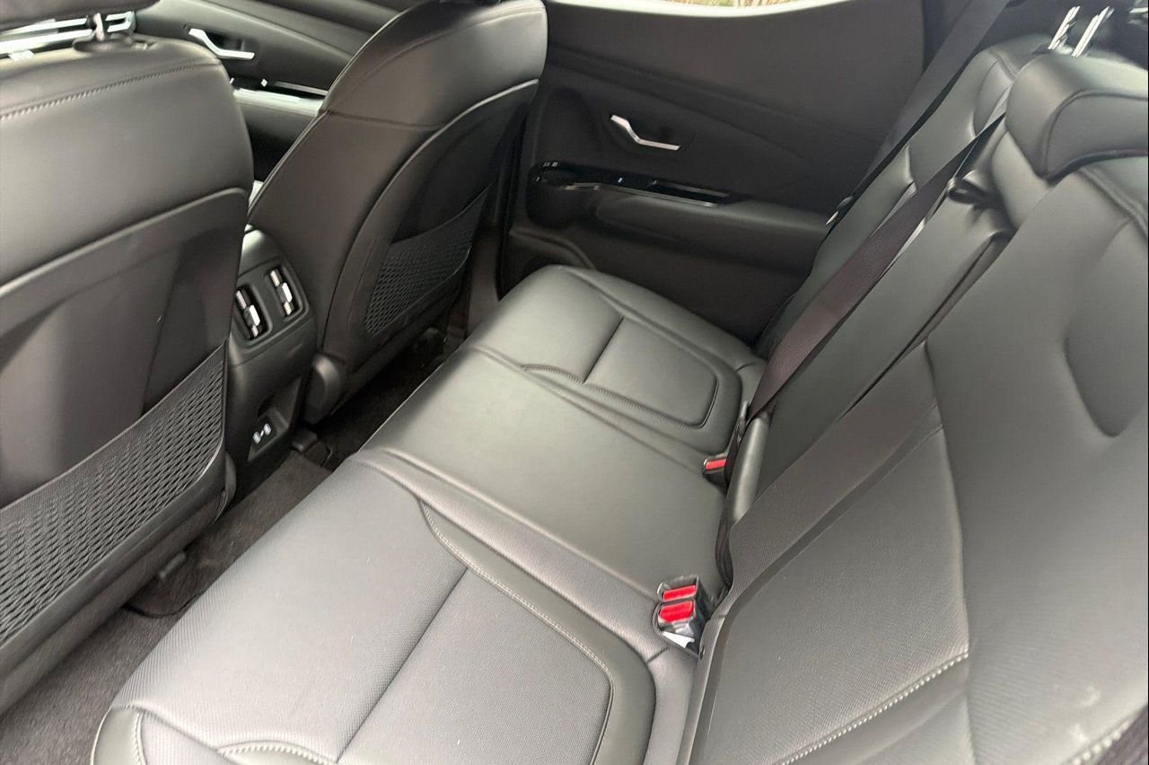 2026 Hyundai Santa Cruz Limited - Photo 14