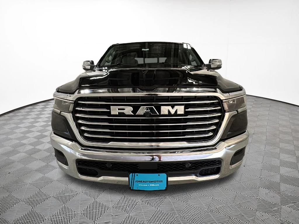 New 2026 Diamond Black Crystal Pearl-Coat Exterior Paint RAM Laramie image 3