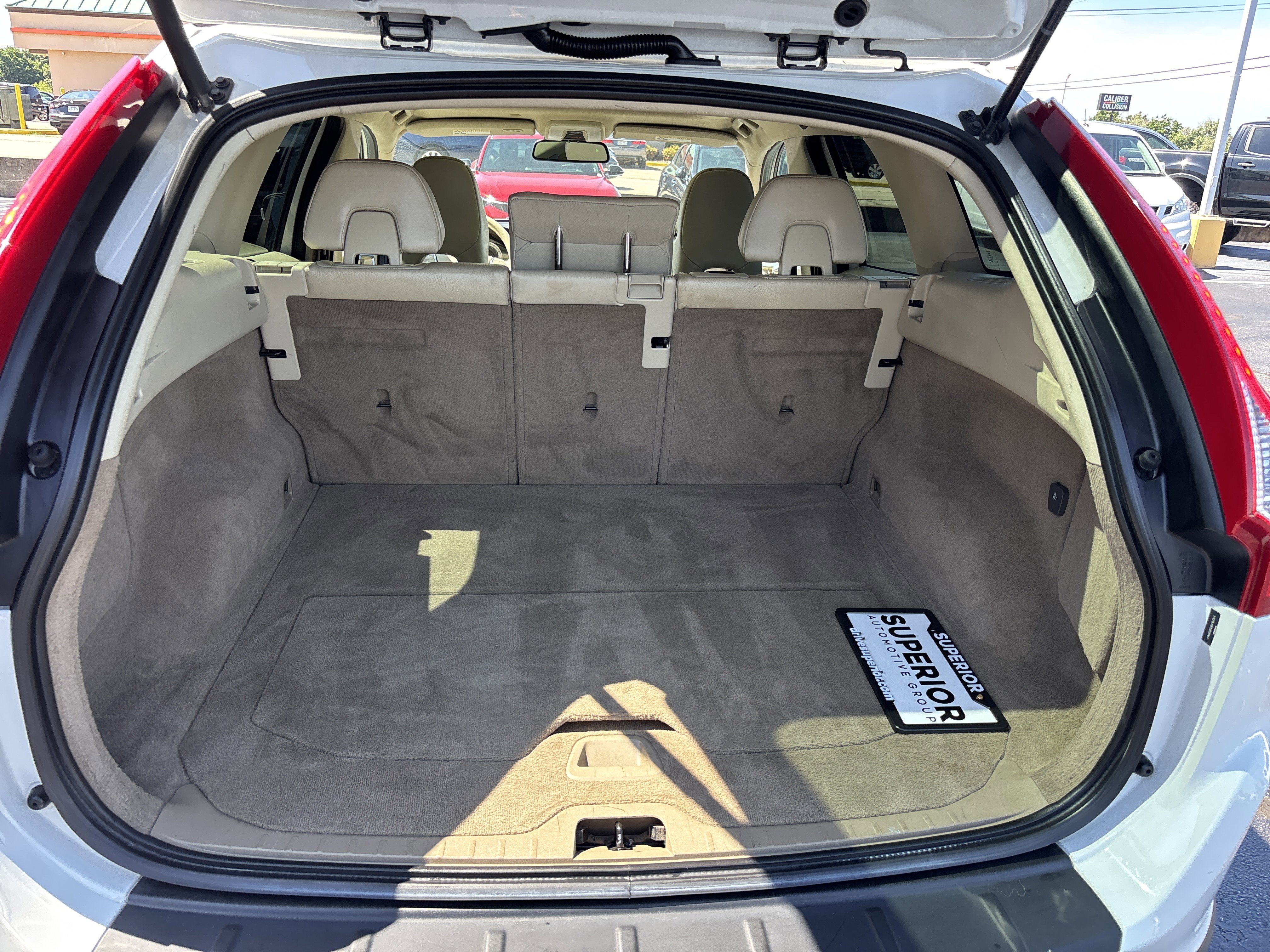 Used 2011 Ice White Volvo 3.0T AWD image 7