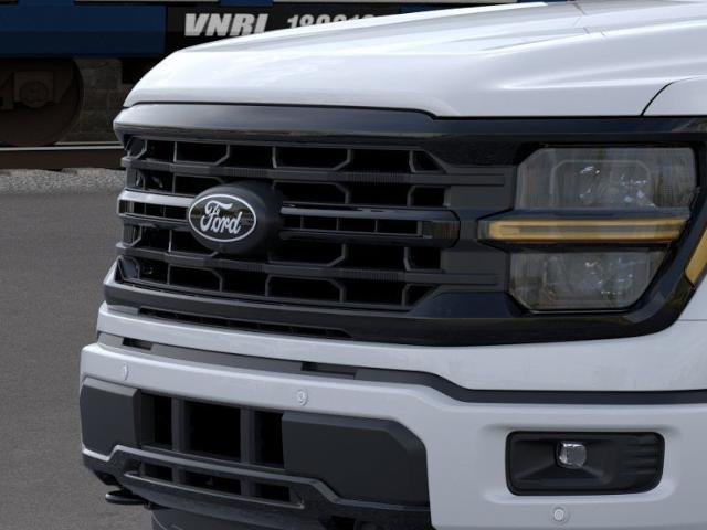 New 2026 Oxford White Ford XLT image 39
