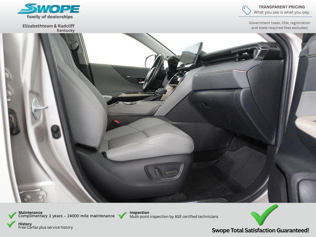 Used 2021 Titanium Glow Toyota Limited image 10