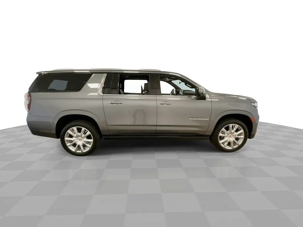Used 2021 Satin Steel Metallic Chevrolet High Country image 2
