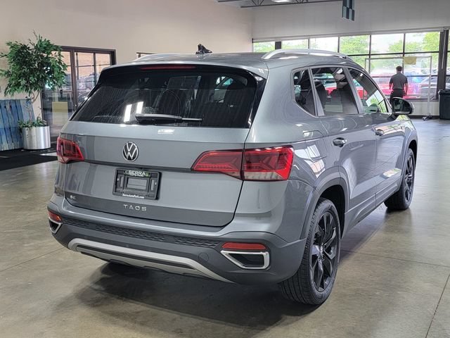 Used 2023 Gray Volkswagen 1.5T SE image 5