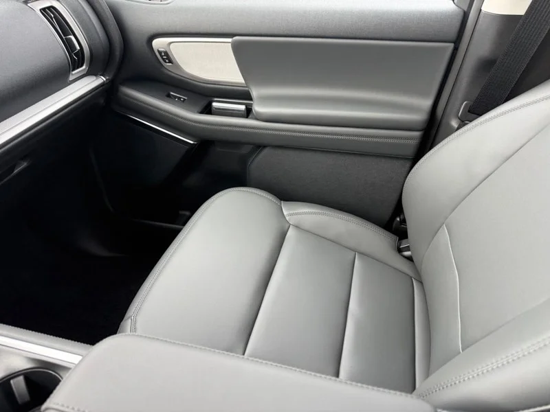 New 2026 Stone Blue Metallic Ford Active 4x4 image 17