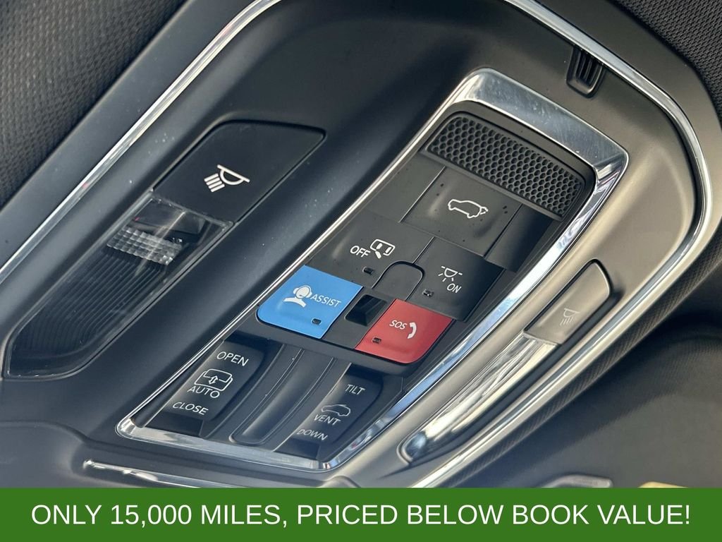 Used 2024 White Jeep Altitude X image 30