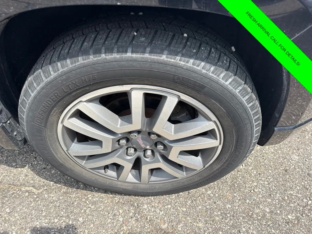 Used 2014 Black GMC Denali image 5