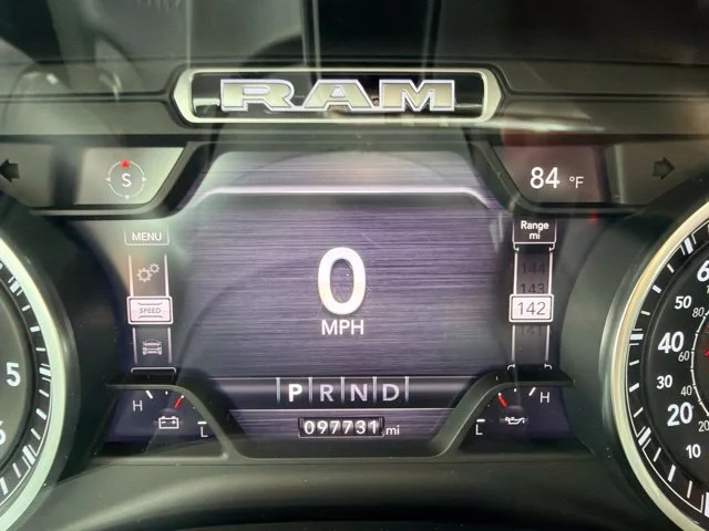 Used 2019 Silver Ram Laramie image 11