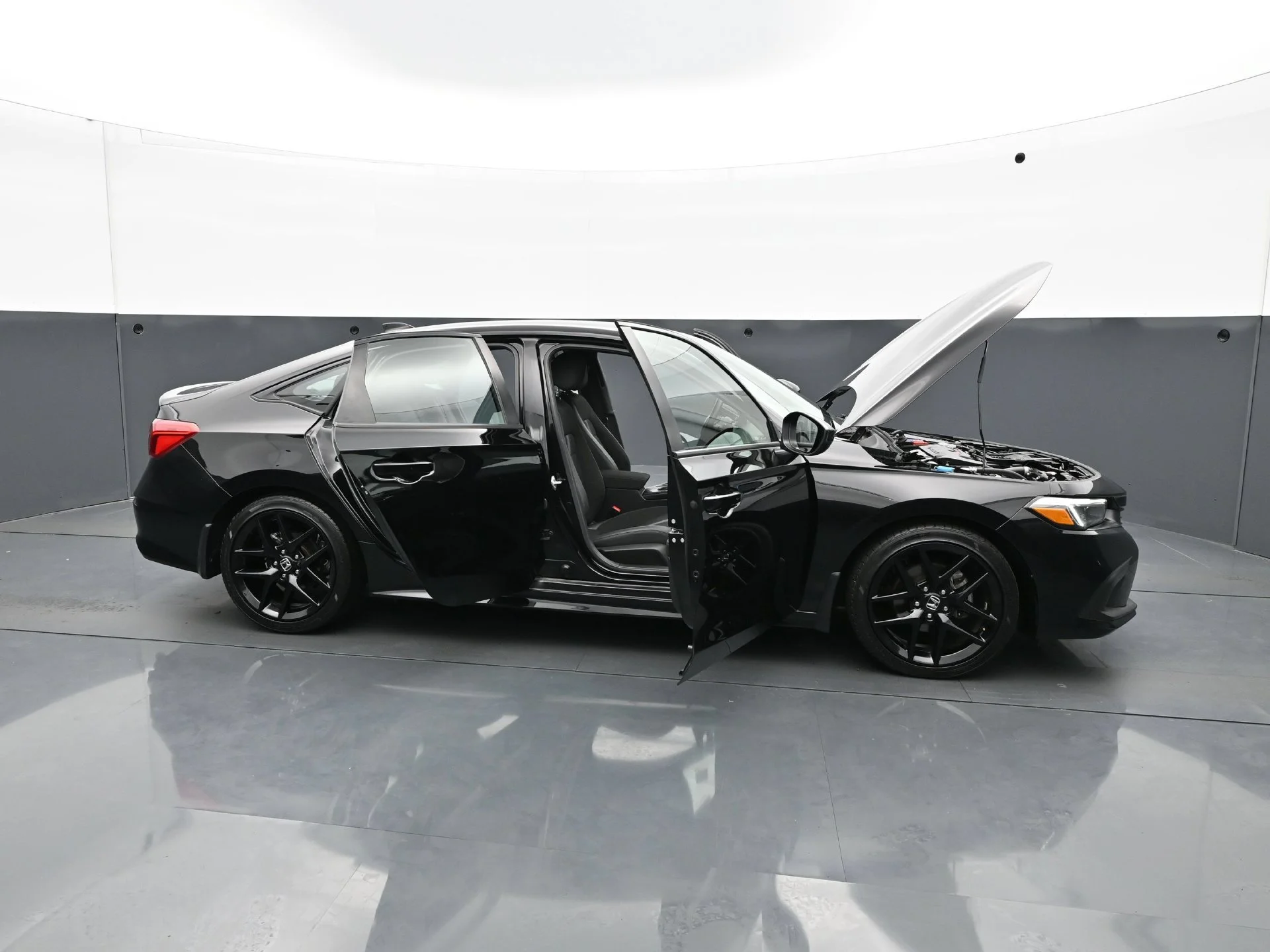 Used 2024  Honda 4D SEDAN 2.0L SPORT AUTO image 37