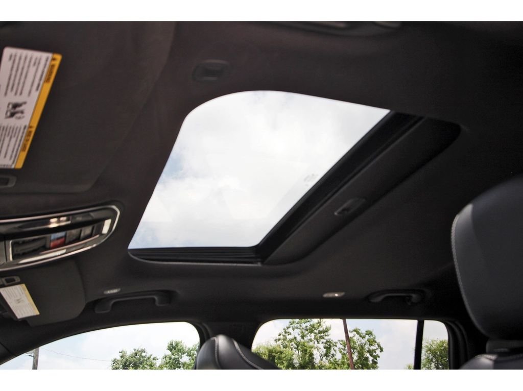 Used 2024 Gray Jeep Altitude X image 25