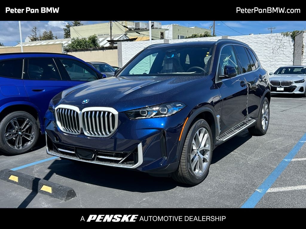 2026 BMW X5 xDrive50e's photo
