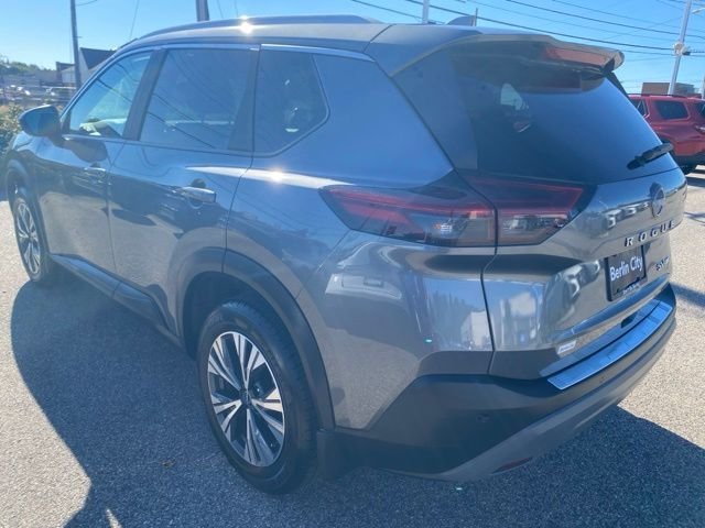 Used 2023 Gun Metallic Nissan SV image 31