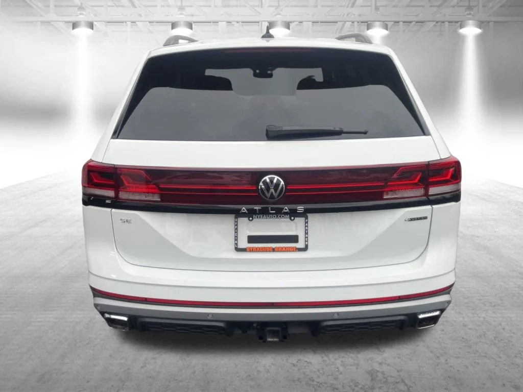 Certified Used 2024 White Volkswagen 2.0T Peak Edition SE w/Technology image 7