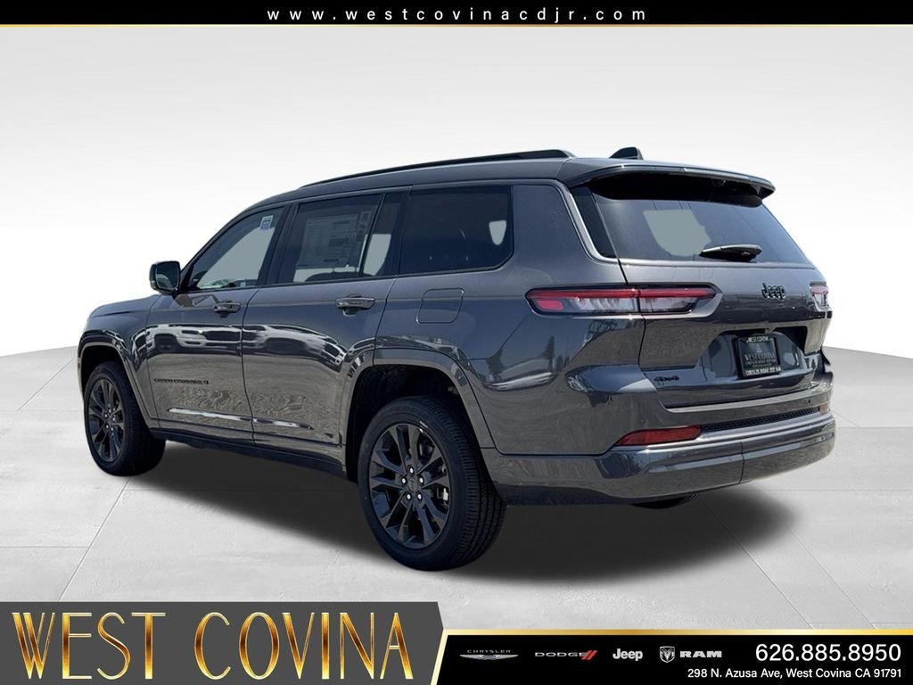 New 2026 Baltic Gray Metallic Clear-Coat Exterior Paint Jeep Limited Reserve image 11