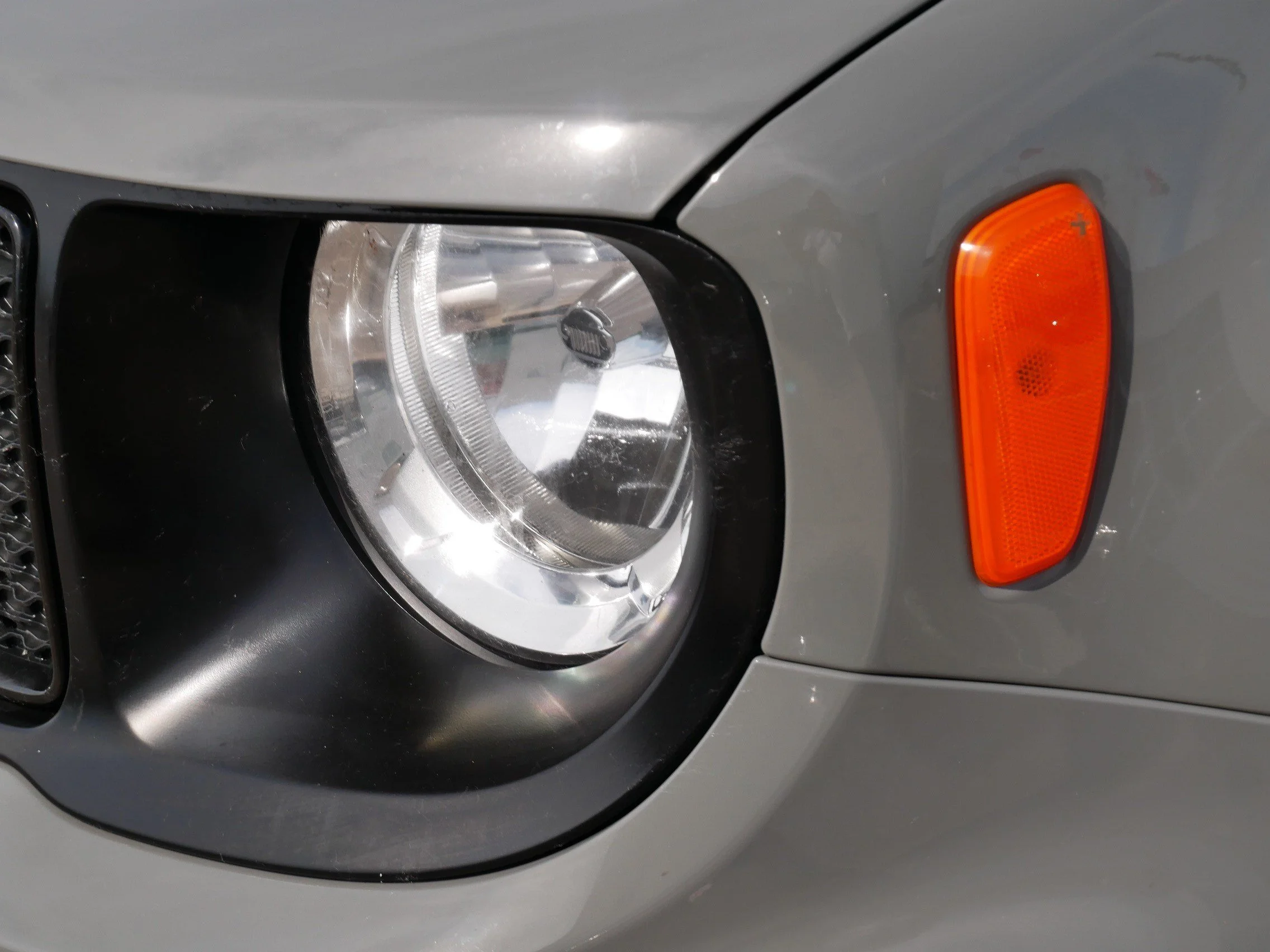 Used 2022 Sting-Gray Clearcoat Jeep Altitude image 16