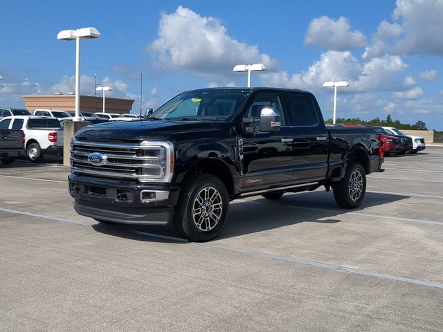 2026 Ford Super Duty F-350 SRW F-350® Platinum®