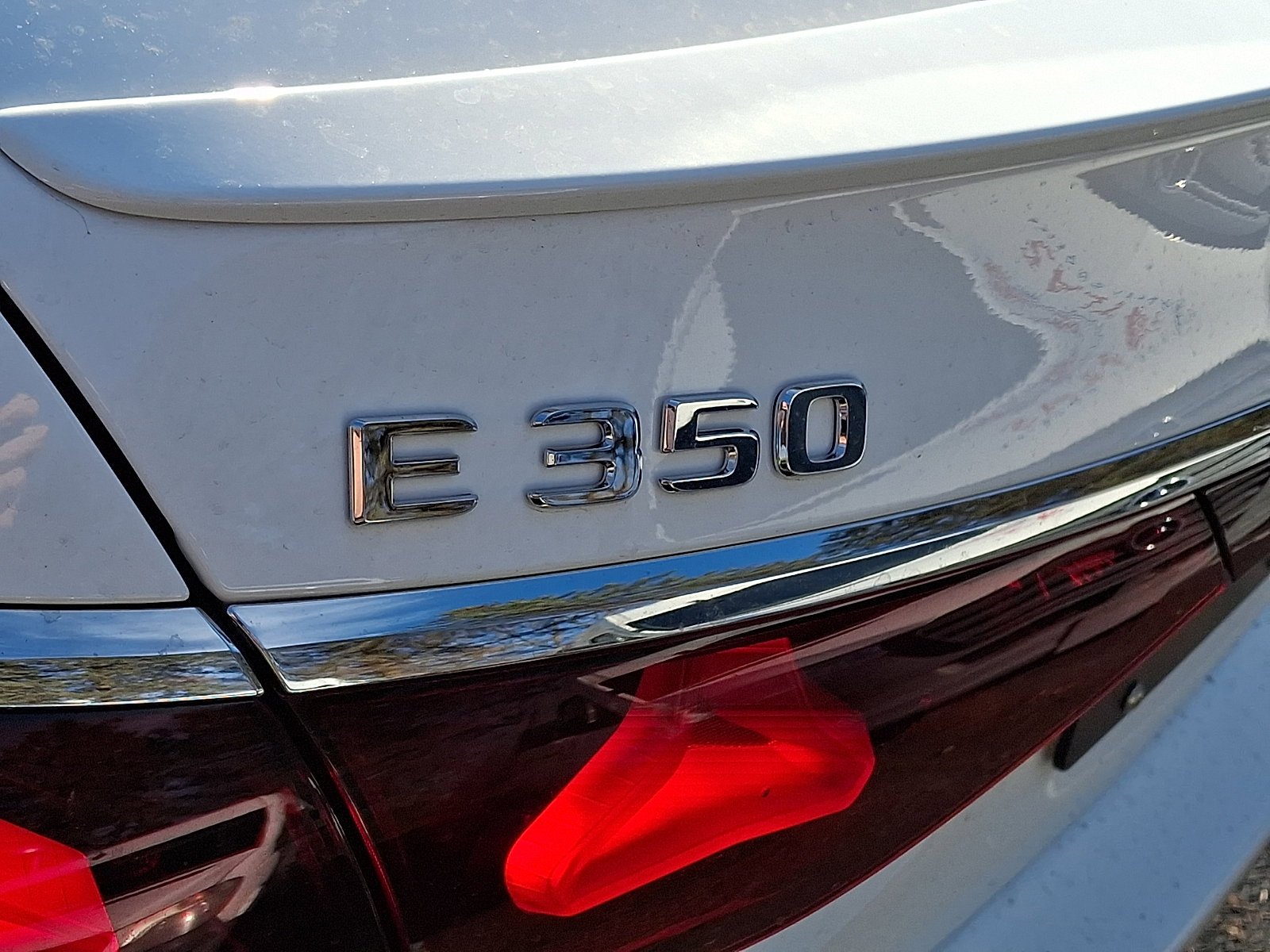 New 2026 Polar White Mercedes-Benz E 350 image 42