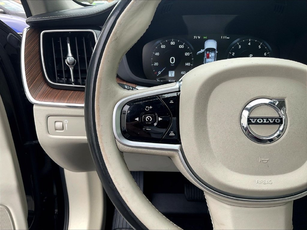 Used 2019 Black Volvo T6 Inscription image 12