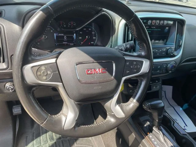 Used 2018 Gray GMC SLT image 13