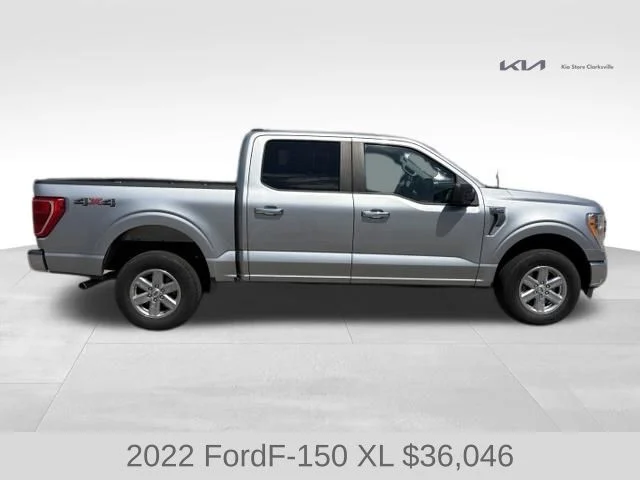 Used 2022  Ford XL image 9