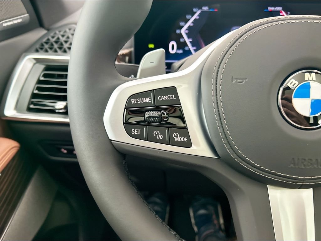 New 2026 Green Metallic BMW xDrive40i image 11