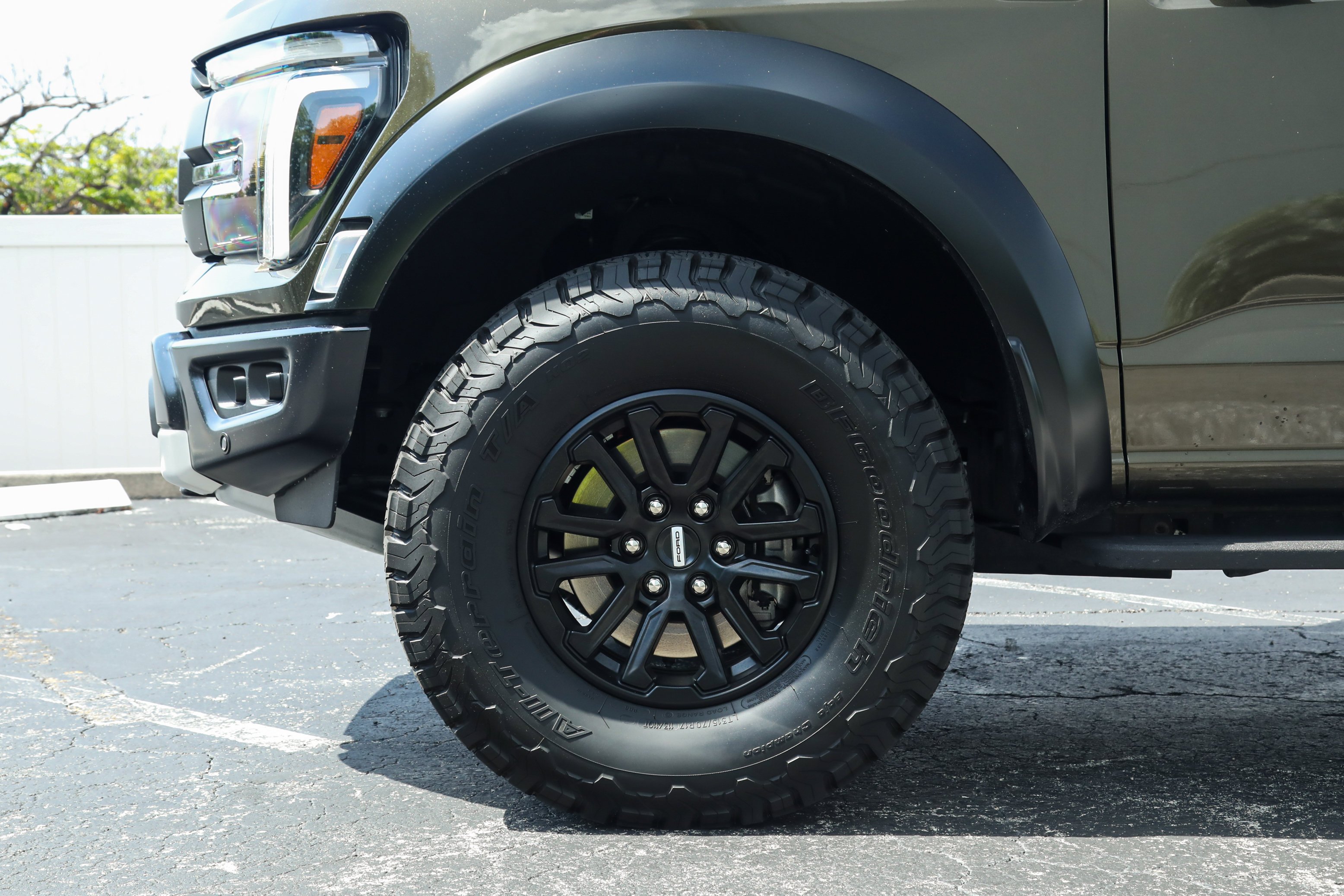 Used 2025 Green Ford Raptor image 40