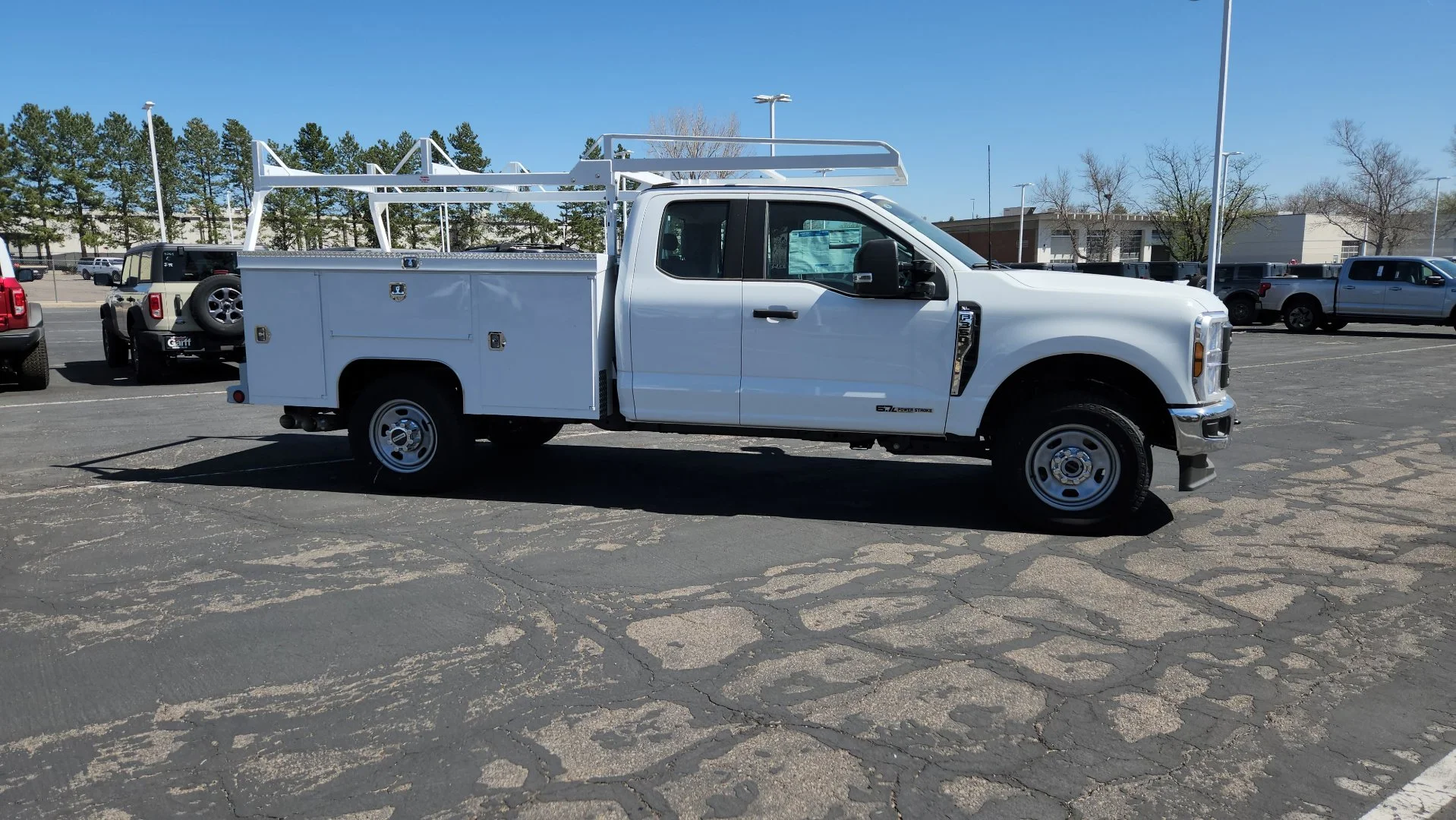2025 Ford F-350 Super Duty XL - Photo 19
