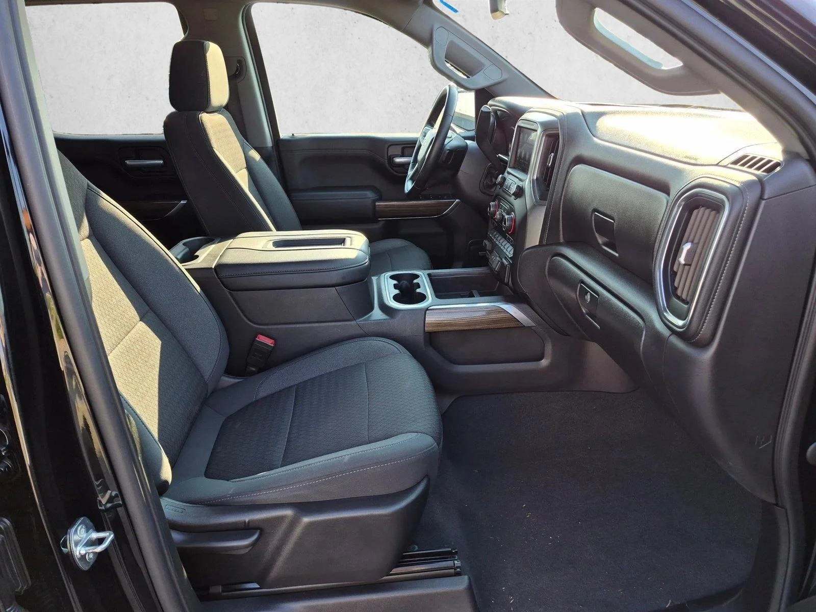 Used 2021 Black Chevrolet RST image 20